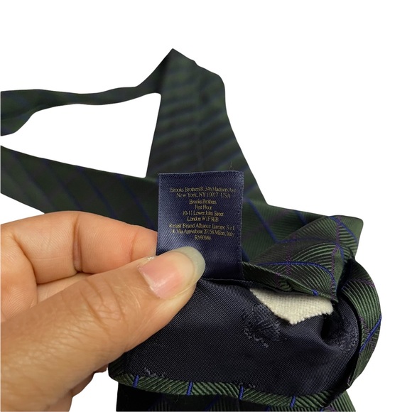 Vintage Brooks Brothers Mens Silk Necktie - Picture 5 of 6